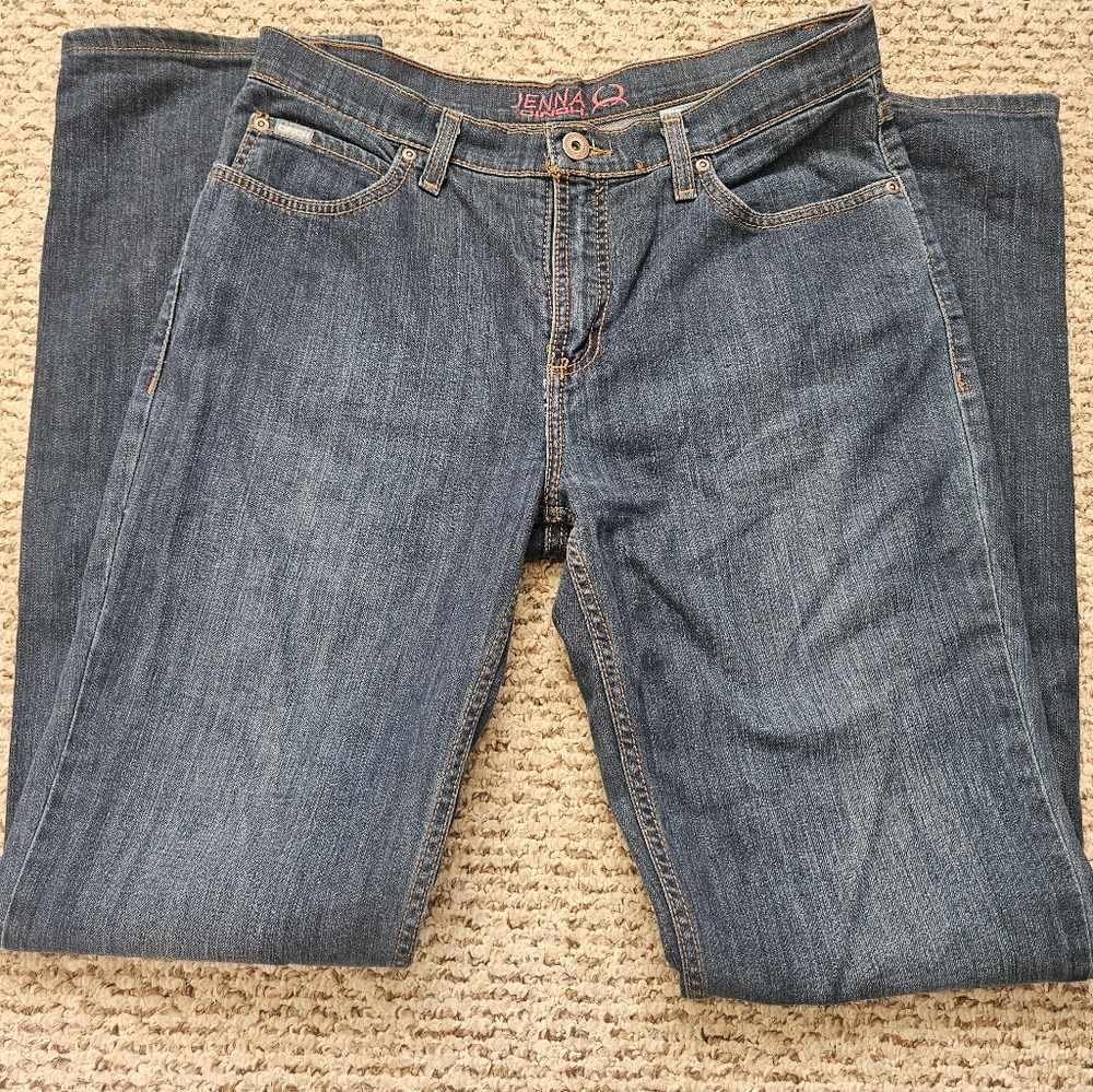 Cinch Women's Straight Leg Blue Jeans
